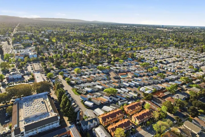 1043 Helen Avenue, Santa Clara, California 95051