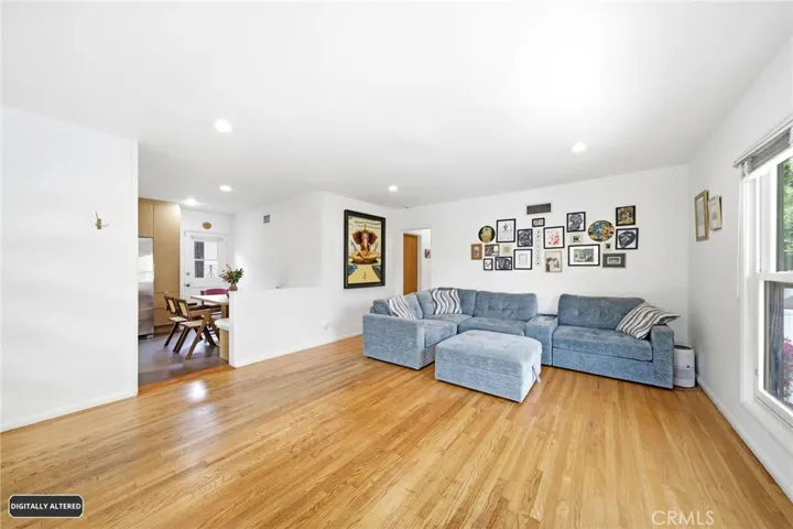 1439 El Paso, Los Angeles, California 90065