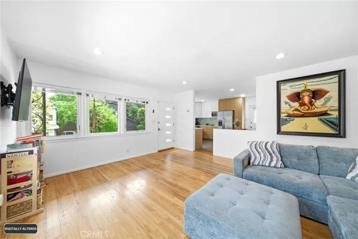 1439 El Paso, Los Angeles, California 90065
