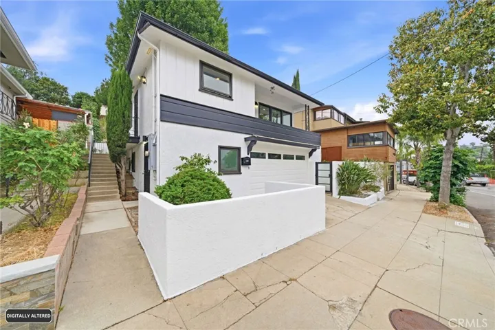1439 El Paso, Los Angeles, California 90065