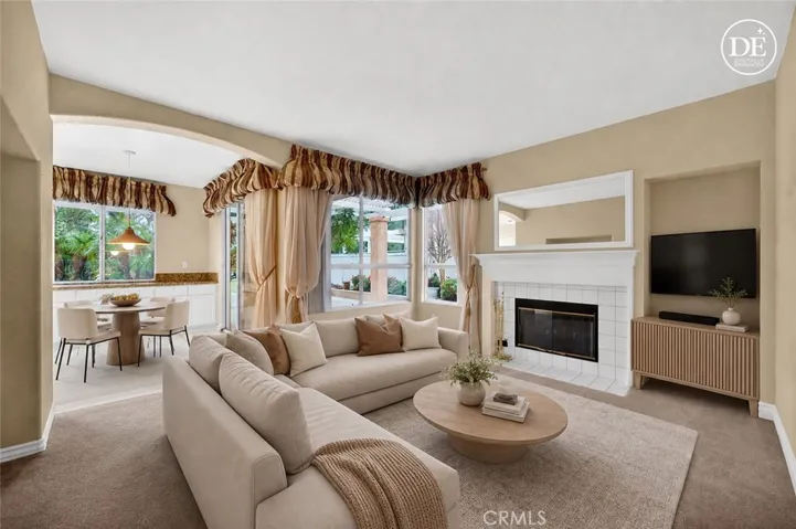 Virtually Staged Family/Kitchen