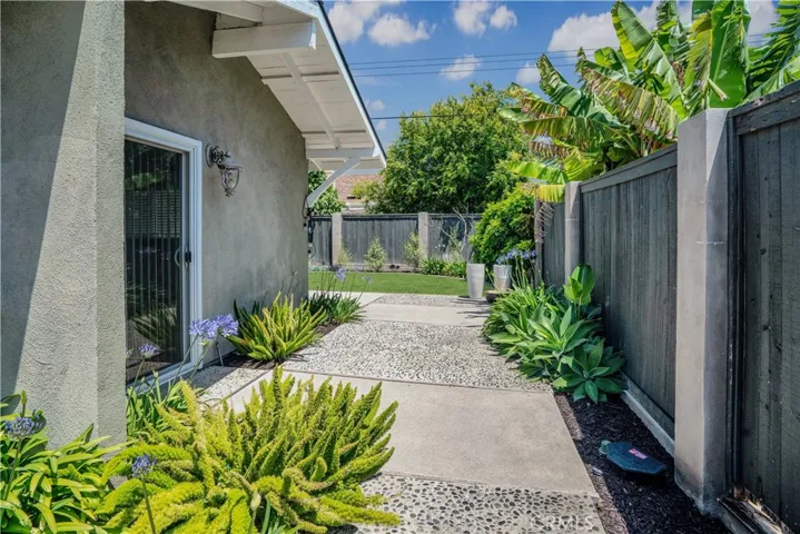 2850 Tabago Pl, Costa Mesa, California 92626
