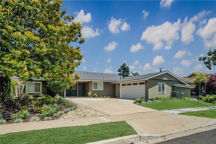 2850 Tabago Pl, Costa Mesa, California 92626