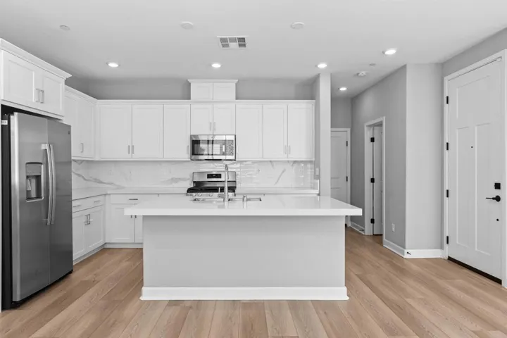 1918 Julie Dawn Place, Escondido, California 92026