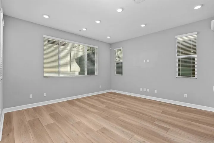 1918 Julie Dawn Place, Escondido, California 92026