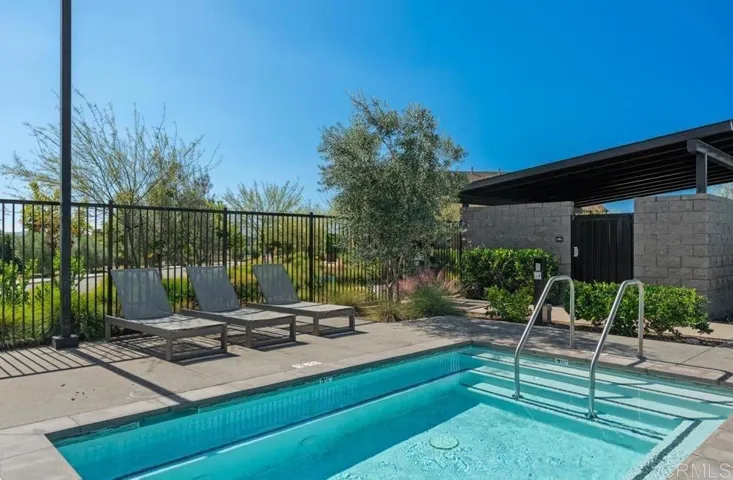 1918 Julie Dawn Place, Escondido, California 92026