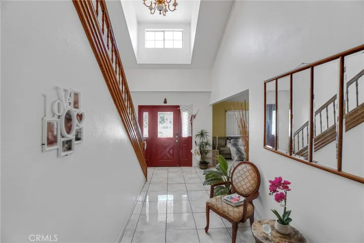 8118 Alameda, Downey, California 90242