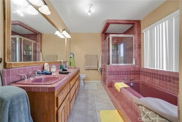 8118 Alameda, Downey, California 90242