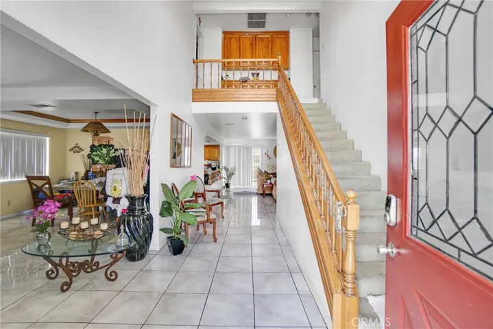 8118 Alameda, Downey, California 90242