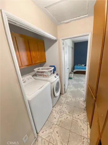 8118 Alameda, Downey, California 90242