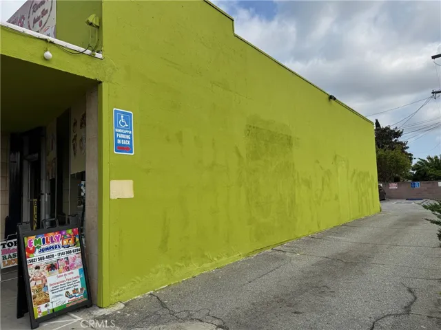 11912 Rosecrans Ave, Norwalk, California 90650