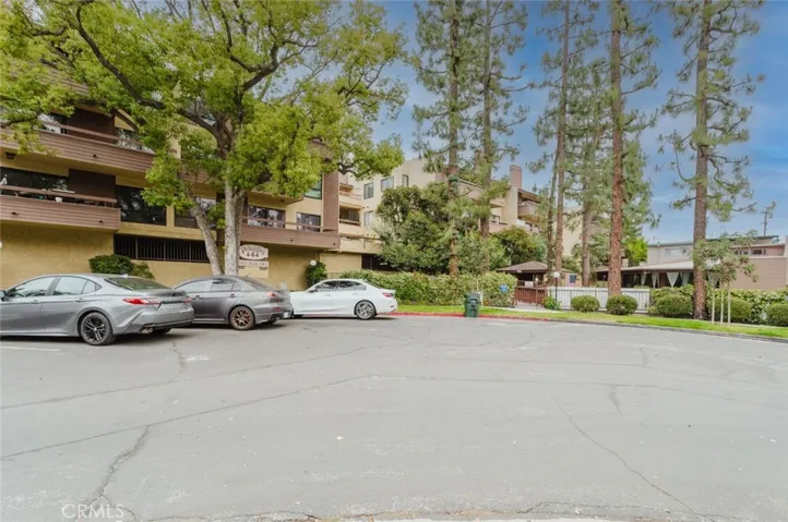 444 Piedmont Avenue 129, Glendale, California 91206