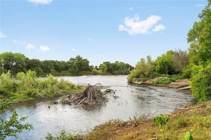 24660 Tehama Vina Road, Los Molinos, California 96055