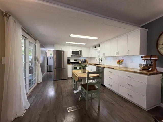 1925 Otay Lakes Rd. 14, Chula Vista, California 91911