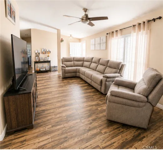 989 Bettina, San Jacinto, California 92582