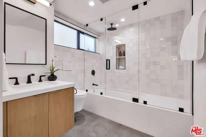 Bathroom #1