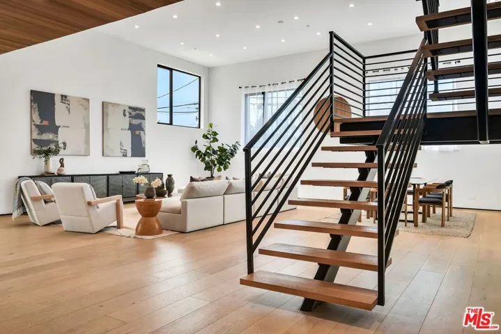 Abundant Natural Light