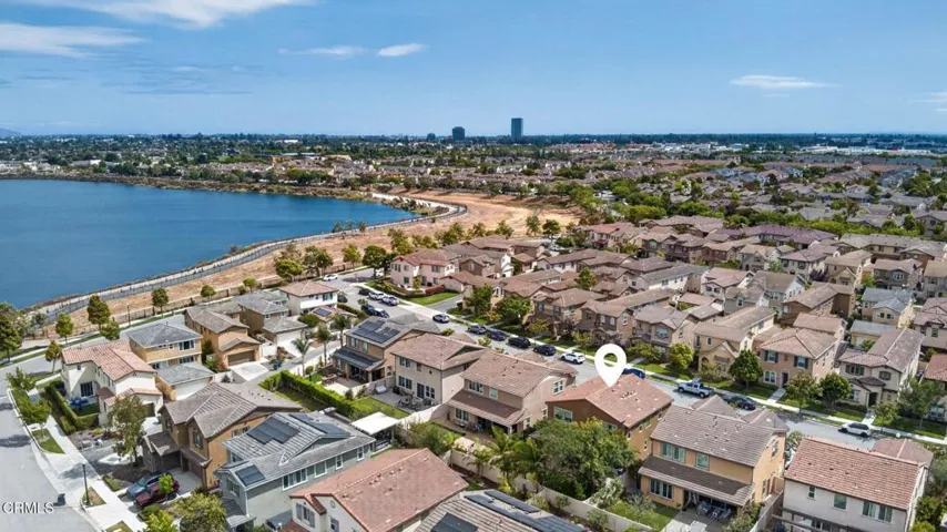 61-web-or-mls-Upmarket Media-541owen-aer
