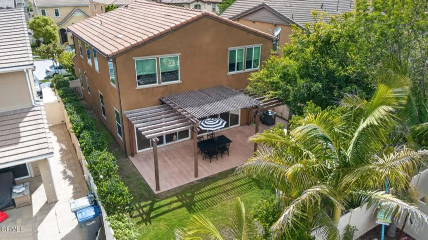 59-web-or-mls-Upmarket Media-541owen-aer