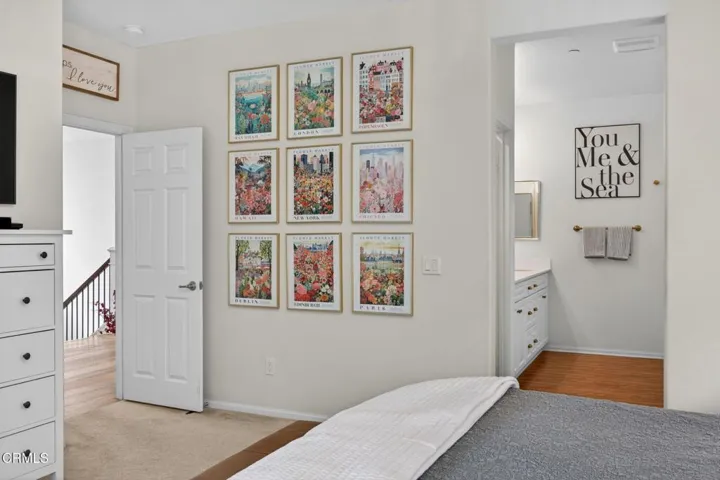 34-web-or-mls-UpmarketMedia_541Owens-34