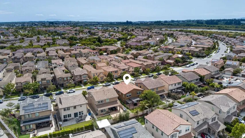 60-web-or-mls-Upmarket Media-541owen-aer