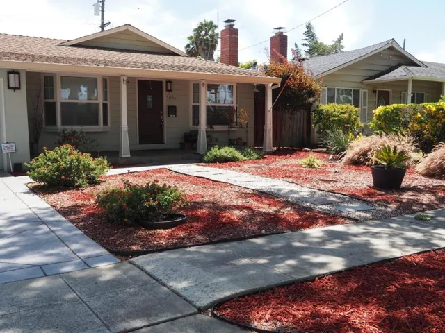 Low maintenance front yard