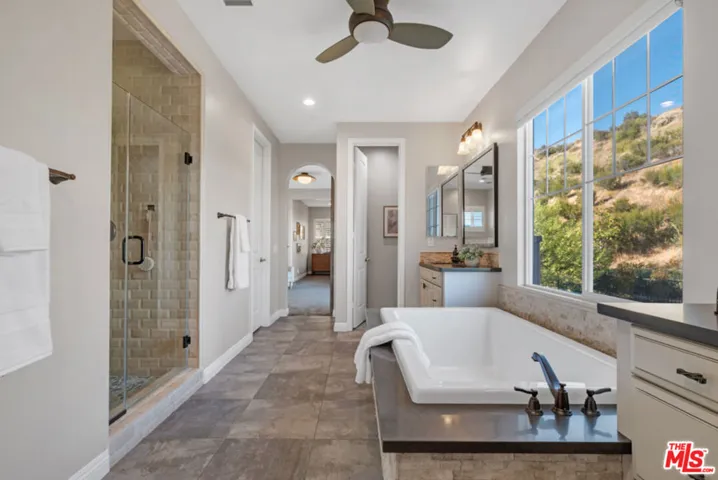28236 Forge Court, Valencia, California 91354
