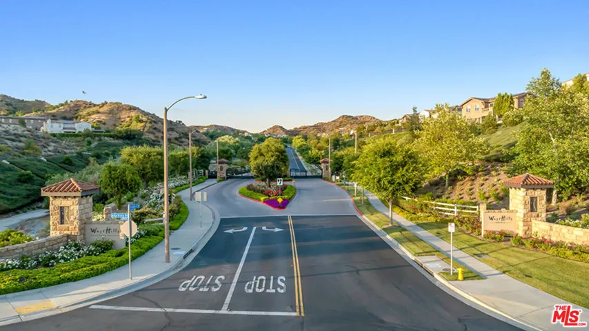 28236 Forge Court, Valencia, California 91354