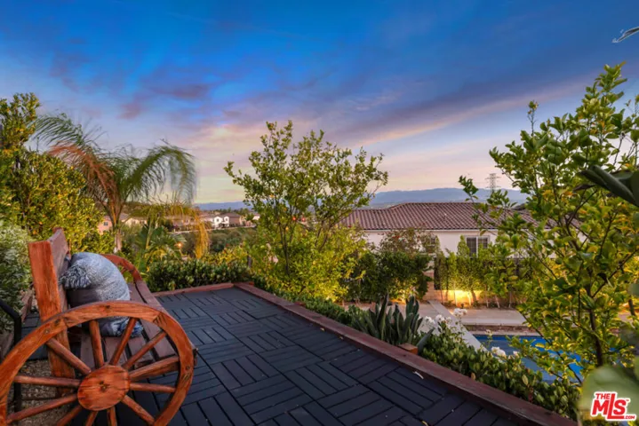 28236 Forge Court, Valencia, California 91354