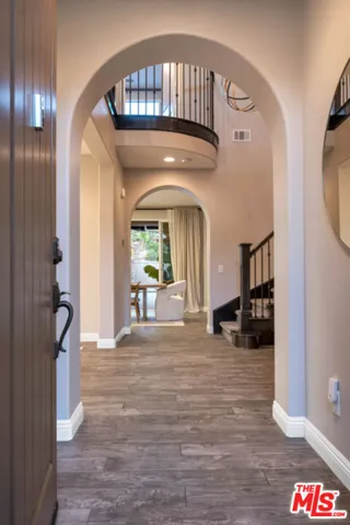 28236 Forge Court, Valencia, California 91354