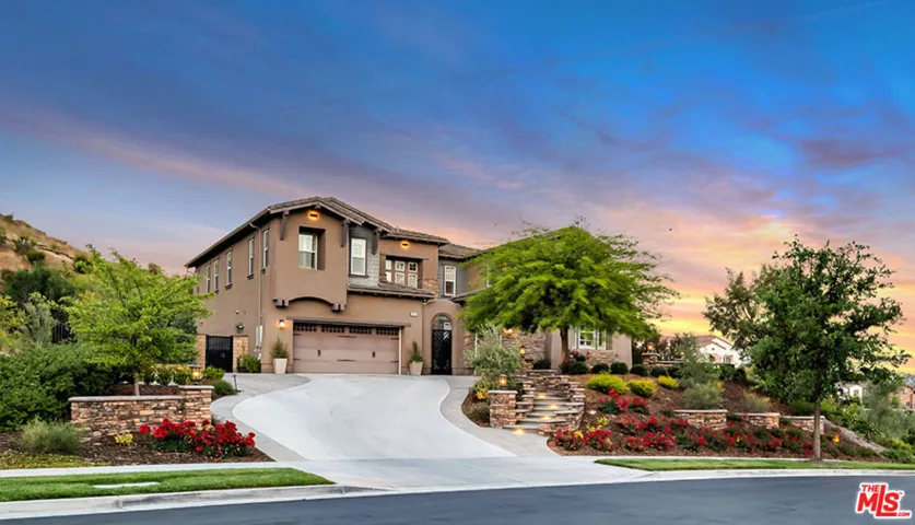 28236 Forge Court, Valencia, California 91354