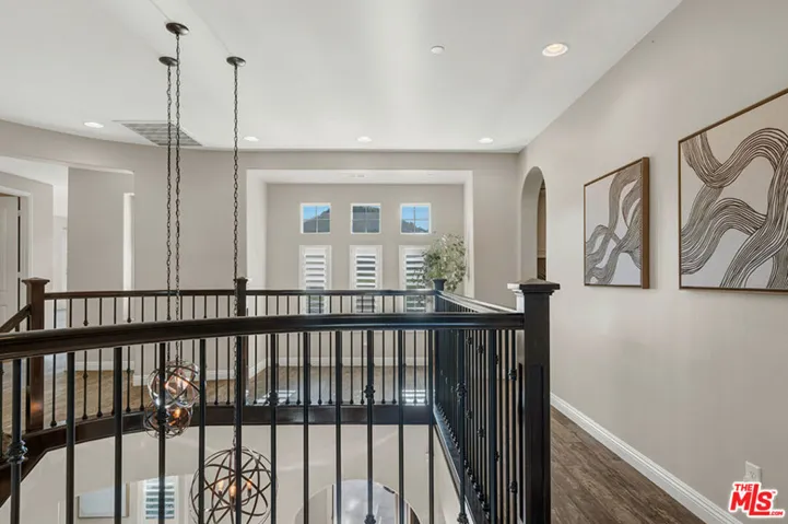 28236 Forge Court, Valencia, California 91354