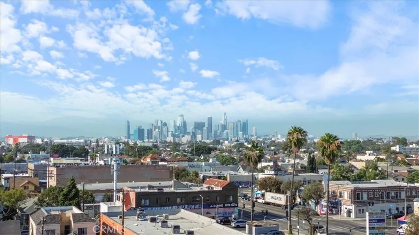324 W 47th Place, Los Angeles, California 90037