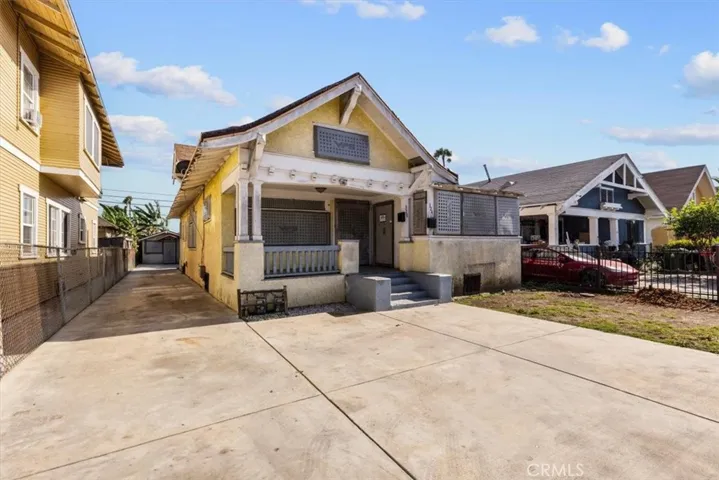 324 W 47th Place, Los Angeles, California 90037