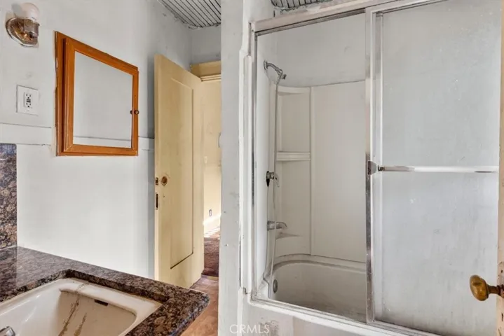 324 W 47th Place, Los Angeles, California 90037