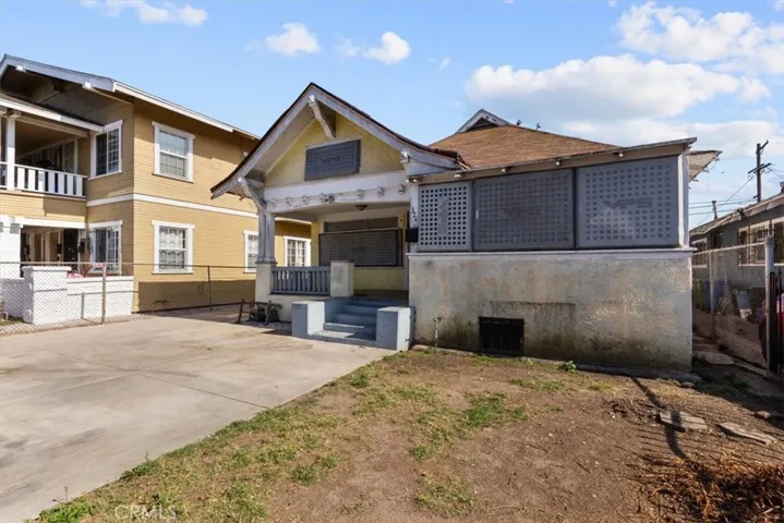 324 W 47th Place, Los Angeles, California 90037