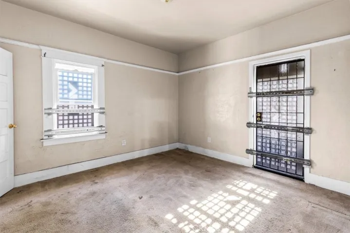 324 W 47th Place, Los Angeles, California 90037
