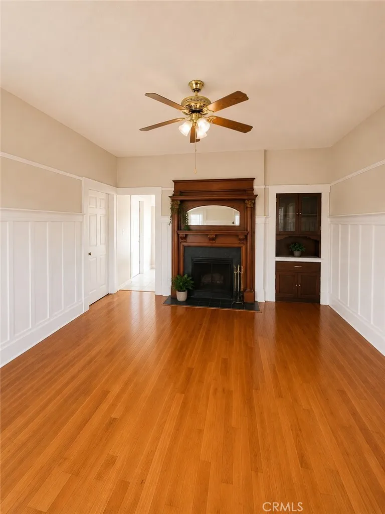 Unit 3871 Living room Image has been digitally enhanced to showcase what the bathroom could potentially look like.