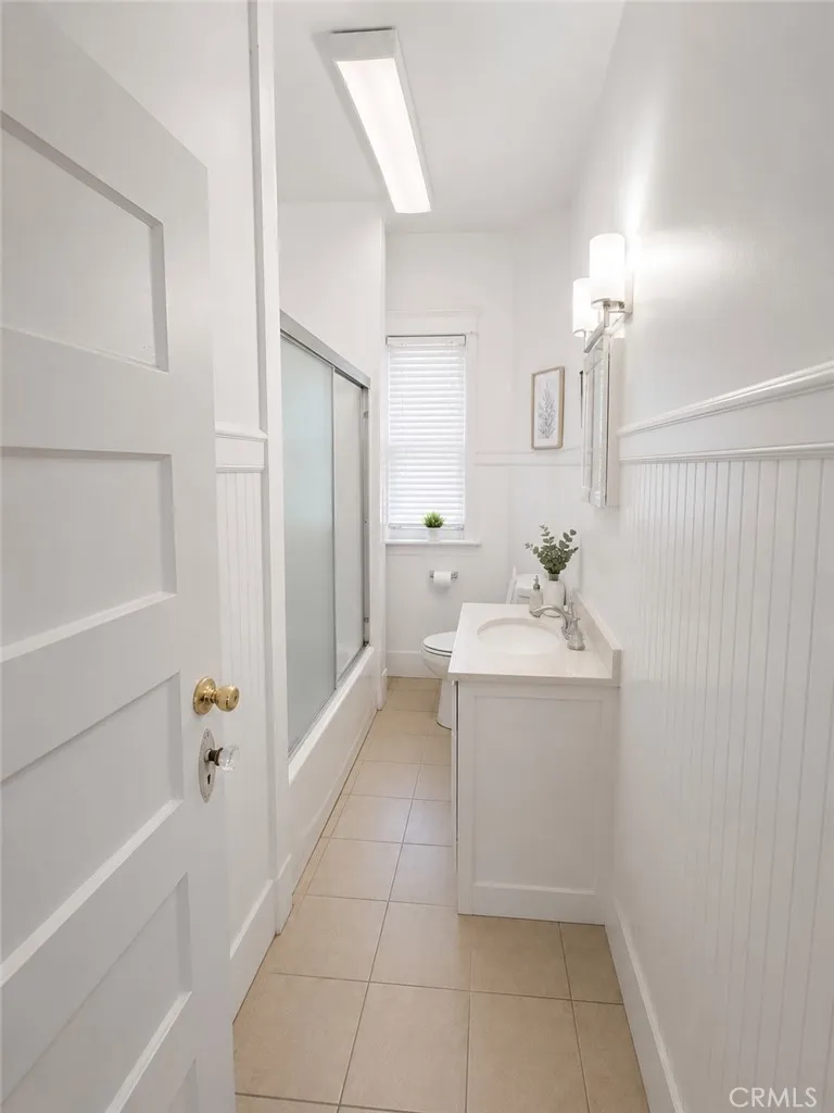 Unit 3869 Image has been digitally enhanced to showcase what the bathroom could potentially look like.