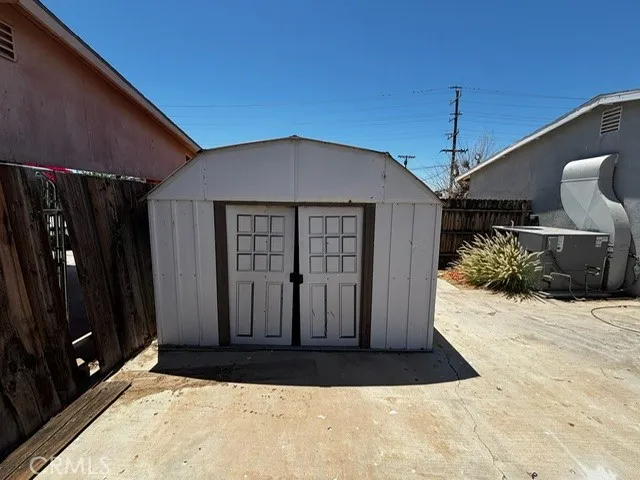Shed