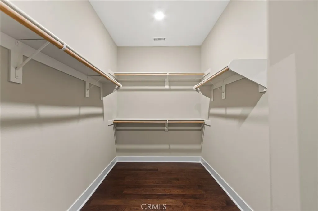 Walk-in closet