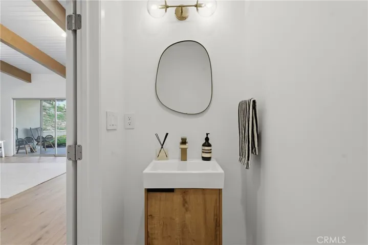 5618 Wilhelmina Avenue, Woodland Hills, California 91367