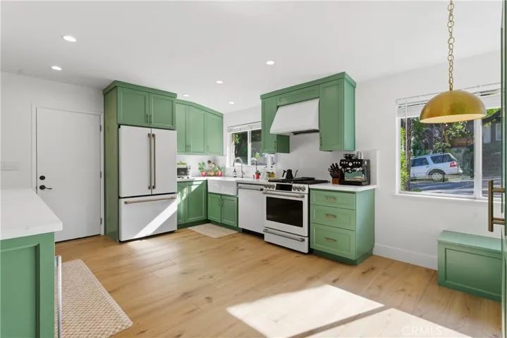 5618 Wilhelmina Avenue, Woodland Hills, California 91367