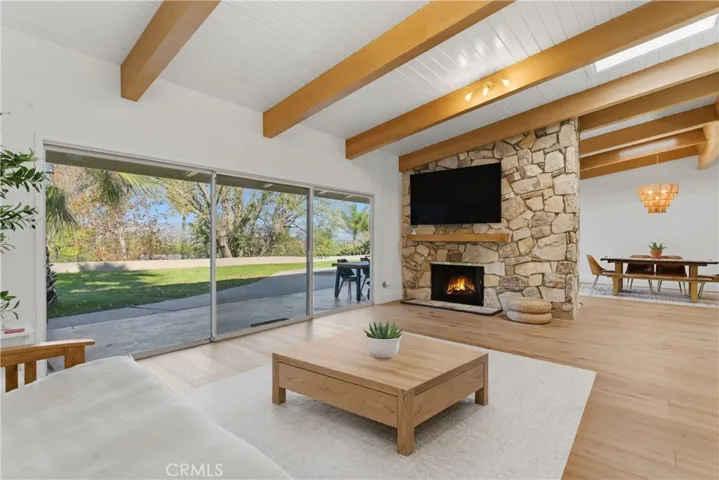 5618 Wilhelmina Avenue, Woodland Hills, California 91367