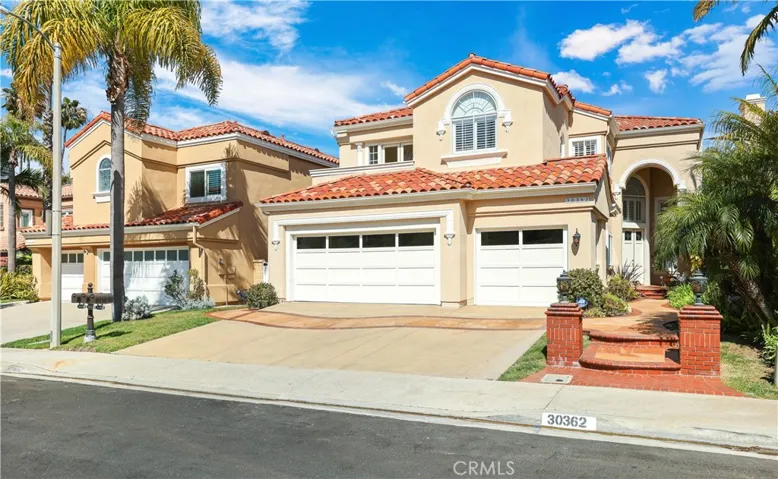 30362 Le Port, Laguna Niguel, California 92677