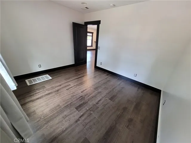 1780 N Summit, Pasadena, California 91103