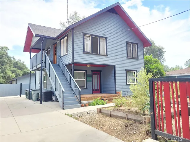 1780 N Summit, Pasadena, California 91103
