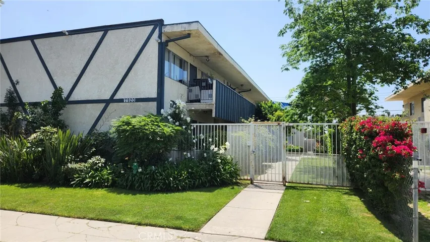 17920 Schoenborn Street, Northridge, California 91325