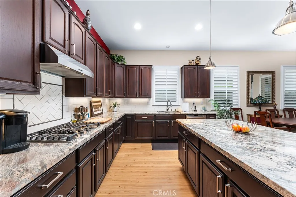 Cabinets Galore