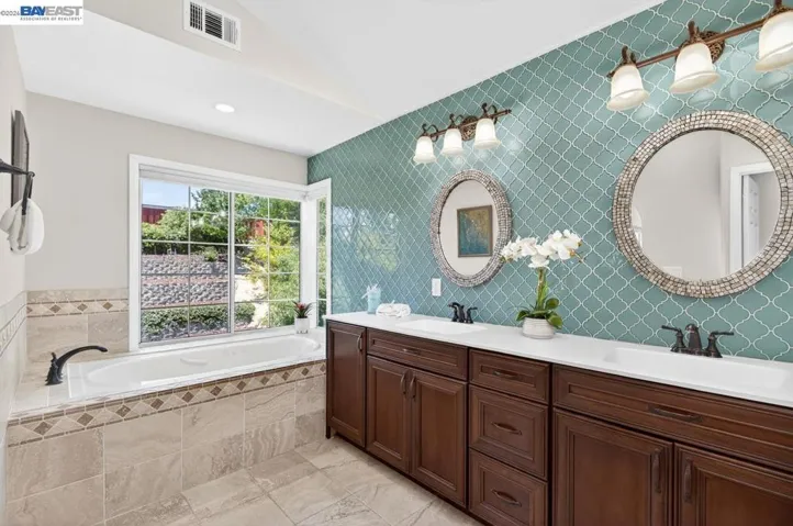 620 Amberwood Way, Livermore, California 94551